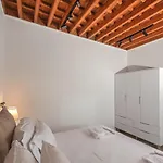 Danae - * لينثوس