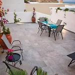 Danae - فيلة